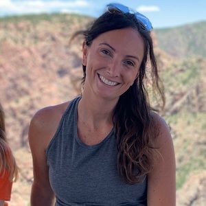 Meet your Posher, Jean